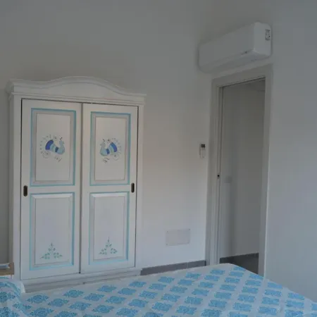 Charming Santantioco With 2-way Air Con Sant'Antìoco