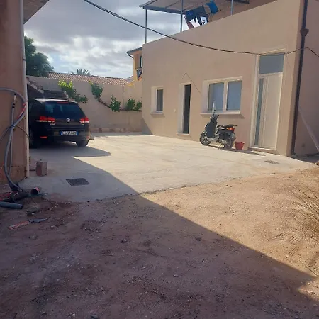 Pensjonat Charming Santantioco With 2-way Air Con Uncovered Parking *