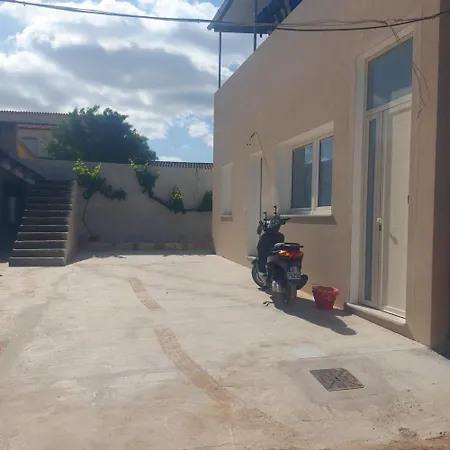 Charming Santantioco With 2-way Air Con Uncovered Parking SantʼAntìoco