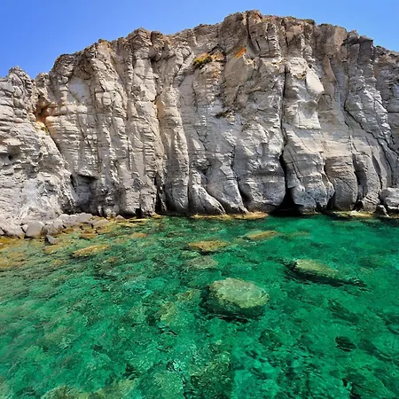 Charming Santantioco With 2-way Air Con Penzion