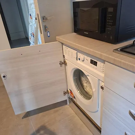 Charming Santantioco With 2-way Air Con Penzion