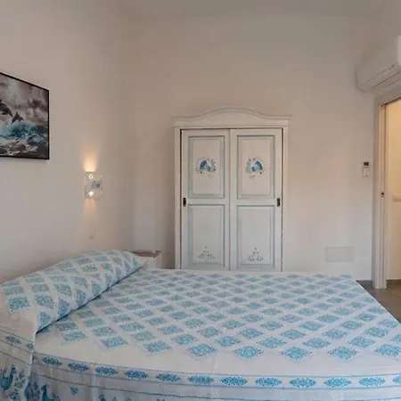 Private Blue At Palma De Sols No Shared Living Spaces Penzion SantʼAntìoco